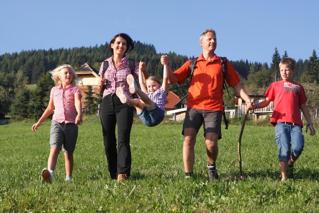 Familienhotel Petschnighof Diex Dış mekan fotoğraf